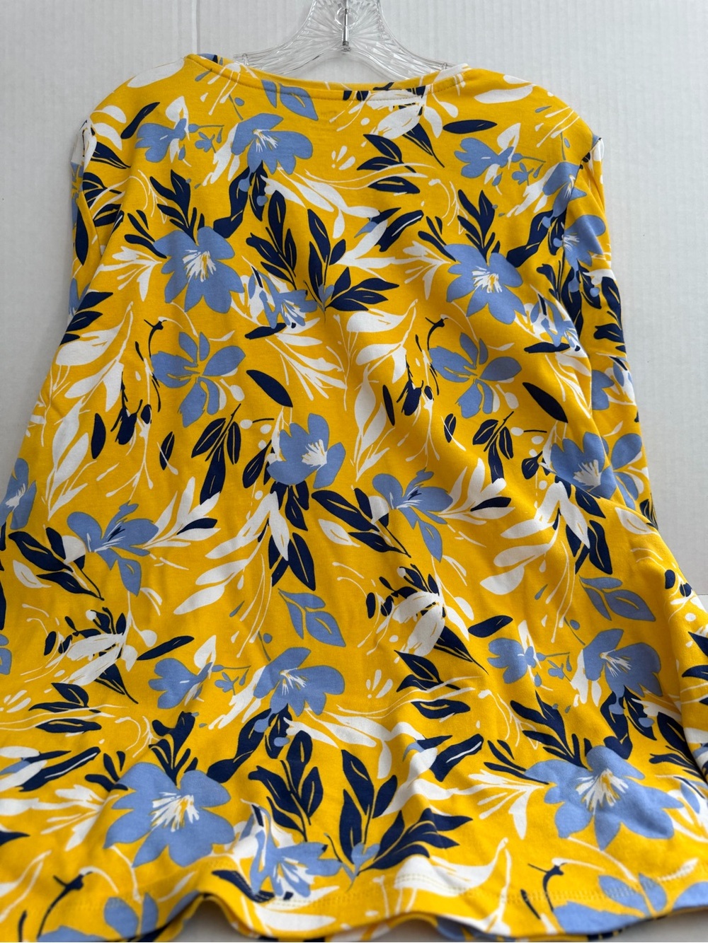 Kim Rogers Perfectly SoftYellow Floral Scoop Neck Blouse with Blue & White Print - Picture 3 of 4